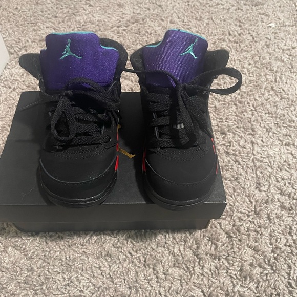 Jordan Retro 5 - Picture 1 of 4